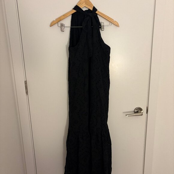 Long black eyelet halter dress - Picture 2 of 2